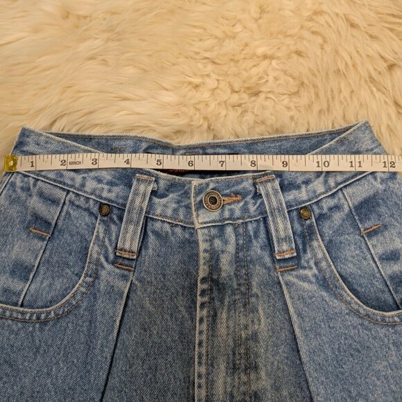 Union Bay Women's Blue Mid Washed Tapered High Waist Mom Jeans Size 5/6 - Picture 5 of 8